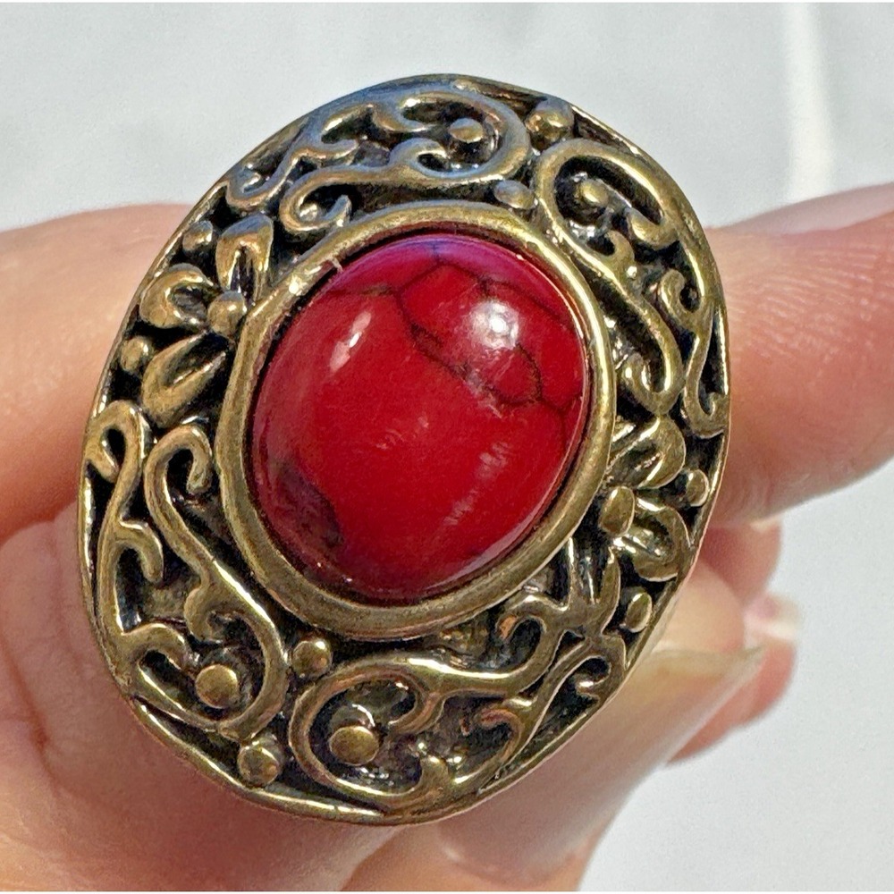 Vintage Style Red Faux Turquoise Filigree Cocktail Ring Gold Tone Size 10.5